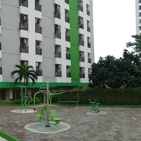 Green Lake View Just Sleep & Cozy Hotel Pondokcabe Hilir Eksteriør billede